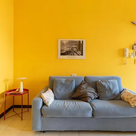 Guesthost - Piccola Bicocca Comfy Flat Lägenhet *
