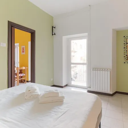 Guesthost - Piccola Bicocca Comfy Flat Lägenhet